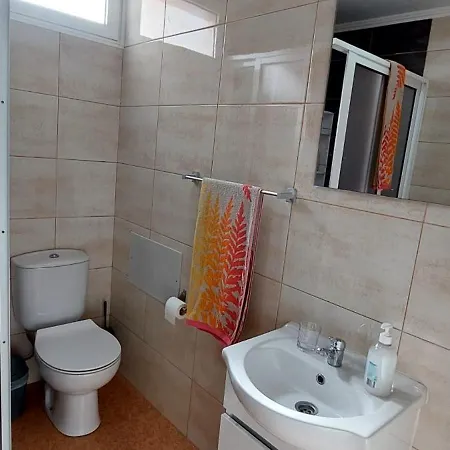4 Apartment *